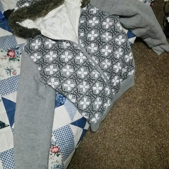 Reversable jacket - Picture 2 of 2